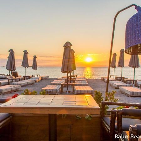 Glyfada Seabreeze Apartment Атина Екстериор снимка